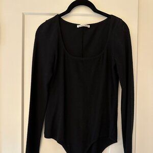 Reformation Black Scoop neck bodysuit Size L